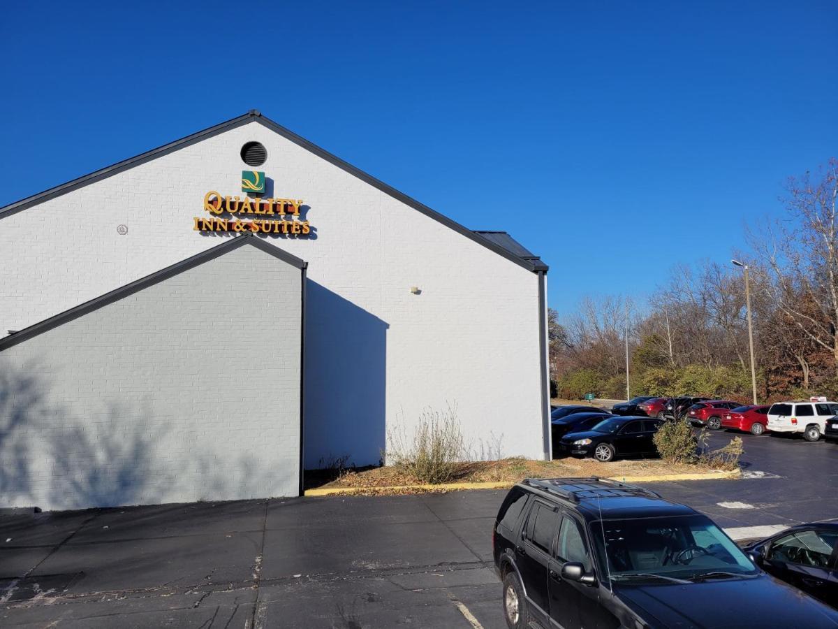 Quality Inn & Suites Columbia I-70 Buitenkant foto